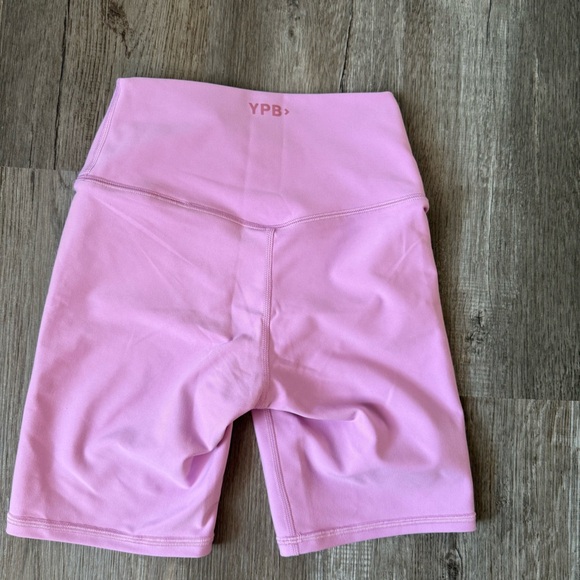 Abercrombie YPB Bike Shorts Workout Gym Shorts Spandex Purple Warm Pink Size XS - Picture 3 of 7
